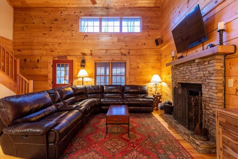 Cozy Cabin Maison in Brushy Fork