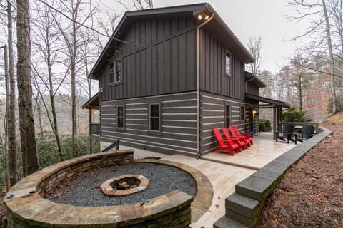 Cozy Cabin House in Brushy Fork