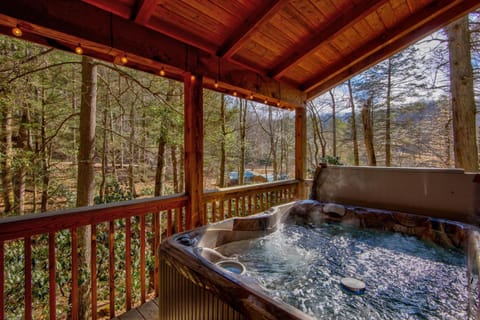 Soothing Waters House in Brushy Fork