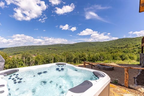 Bella Vista at Eagles Nest House in Beech Mountain