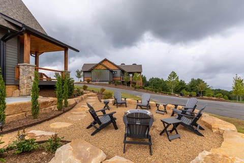 Soaring Hawk Lodge at Eagles Nest House in Beech Mountain