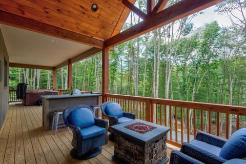 High Country Hideaway at Eagles Nest House in Beech Mountain