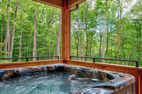 High Country Hideaway at Eagles Nest House in Beech Mountain