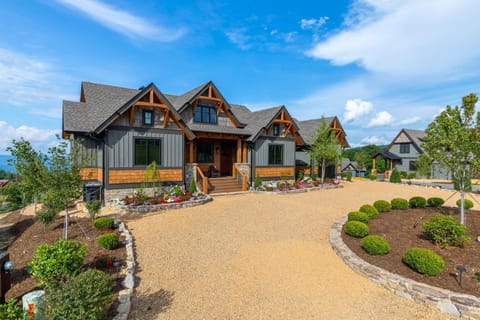 Sunset Valley at Eagles Nest House in Beech Mountain