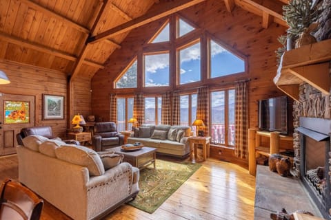 Beary Relaxing Cabin House in Watauga