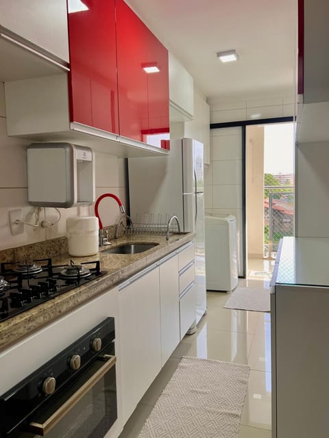 excelente localização, td climatizado, 2/4 e piscina Condo in Palmas