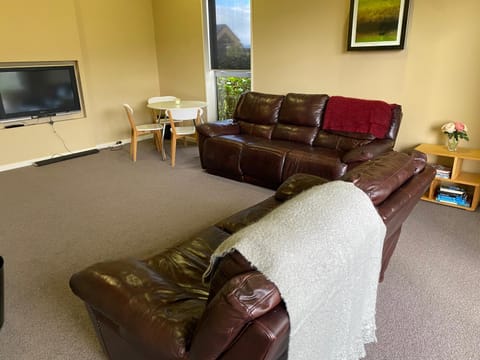 Luxury on Howden Apartment in Te Anau