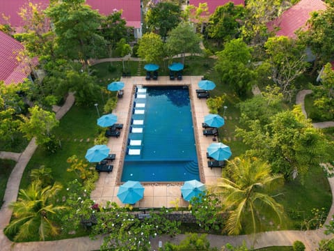 Amazing Palm Resort Hotel in Krong Siem Reap