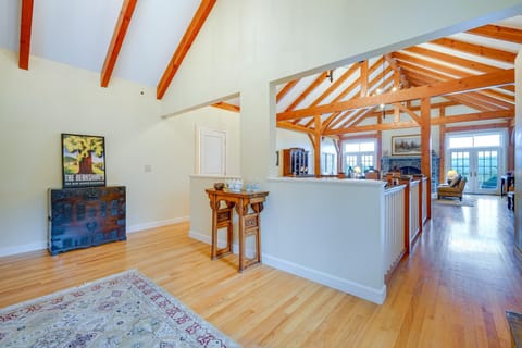 Luxury Vacation Rental in the Berkshires! House in Williamstown