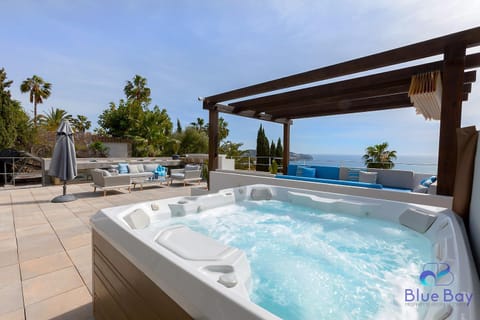 Hot Tub, Sea view