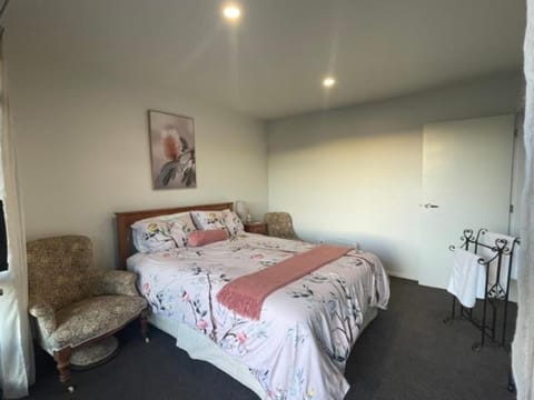 Moana BnB, Waikawa Bay, Picton Bed and Breakfast in Picton