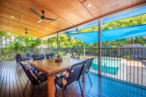 Butterfly Bungalow Haus in Florence Bay
