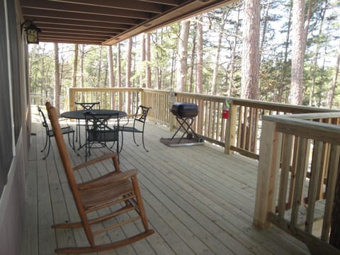Mountain Harbor two bedroom Lodge cottage House in Lake Ouachita