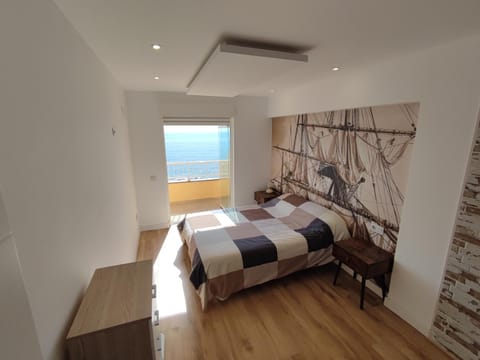 Bed, Bedroom, Sea view