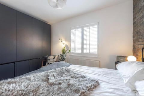 No.1 Universal House - Double Bedroom Apartment Apartamento in Bromley