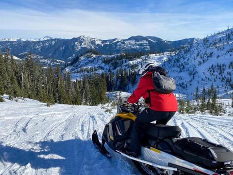 Walk-In Skiing/Tubing Across at Summit East Chalet in Snoqualmie Pass