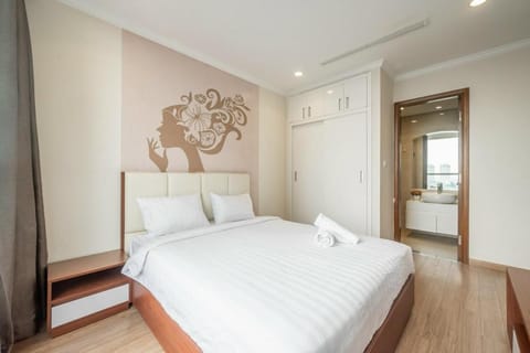 Vinhomes Central Park Apartments Luxury For Rent Apartment in Ho Chi Minh City