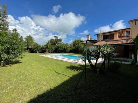 Property building, Garden, Other, Swimming pool