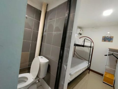 Single Storey Bungalow 8BR At Kenyalang Park,Access To Borneo Medical Specialist Centre By Natol Homestay-Kenyalang Location de vacances in Kuching
