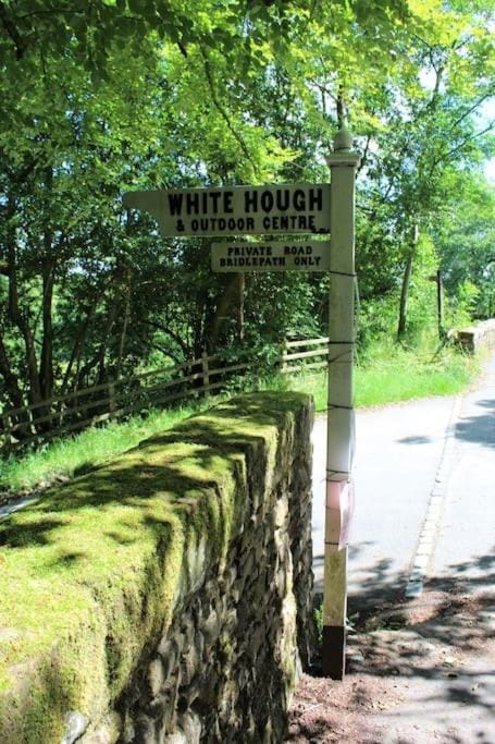 Bumblebee Cottage nestled in stunning countryside. House in Pendle District