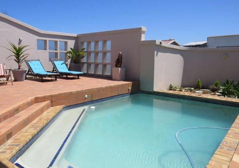 Double-Story Holiday Home with Pool & Seaview House in Port Alfred