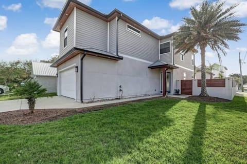 Sunkissed Sands House in Butler Beach