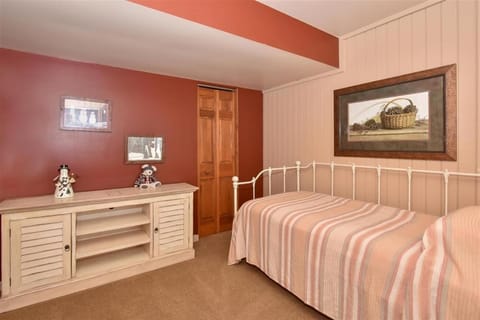 Seven Springs 3 Bedroom Standard Townhouse, Sleeps 11! condo Condominio in Seven Springs