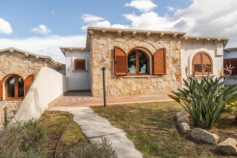 Property building, Garden, Garden view