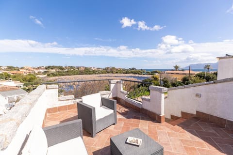 Natural landscape, View (from property/room), Balcony/Terrace