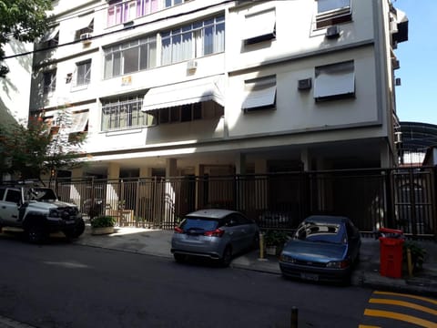 Property building, Day, Street view, Location, Parking