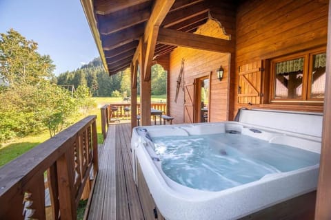 Les Griottes, véritable chalet de montagne, avec Jacuzzi et Sauna Chalet in Xonrupt-Longemer