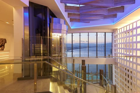 Lobby or reception, Decorative detail, Sea view