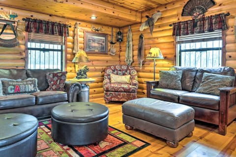Rustic Cabin in Roaring River State Park! Haus in Roaring River Township