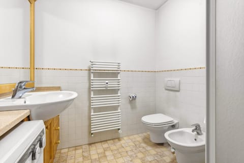 Hostdomus - Rooftop Deluxe Suite Apartment in Sestriere