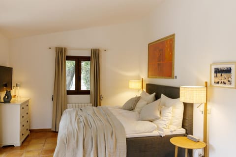 Finca Can Coll Boutique Country House - Adults Only Bed and Breakfast in Sóller