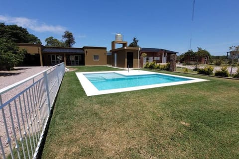 Property building, Day, Garden, Pool view, Swimming pool, Swimming pool