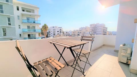 Property building, Day, View (from property/room), Balcony/Terrace, Seating area