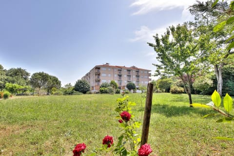 Property building, Garden
