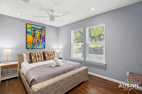 Gorgeous East Central Austin 2BD Close to Downtown Haus in Austin