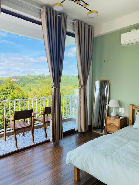 Natural landscape, View (from property/room), Bedroom, Mountain view