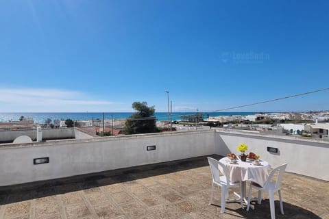 View (from property/room), Balcony/Terrace, Sea view