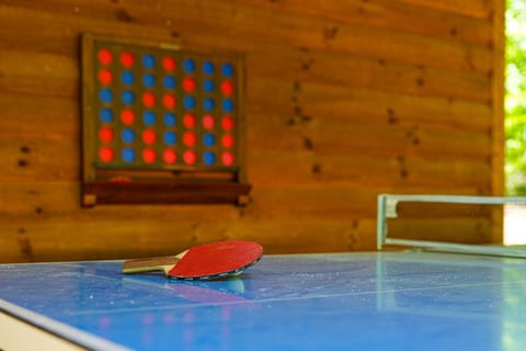 Table tennis