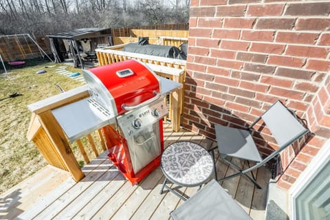 New 3BR Townhouse, Minutes to Niagara Falls and Brock University by GLOBALSTAY Maison in Welland