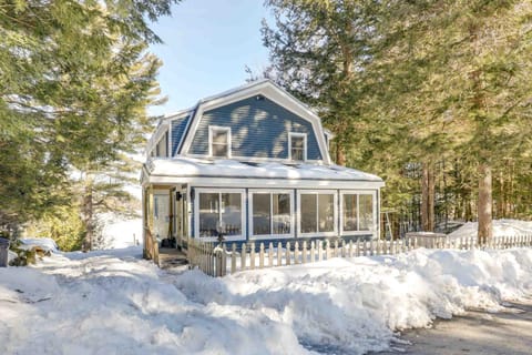 Stunning Sunapee Lake Getaway with Hot Tub! House in Sunapee