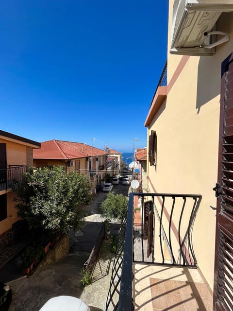 Property building, View (from property/room), Balcony/Terrace