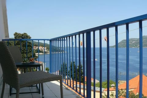 Smiley apartment with a million dollar view Apartment in Korčula