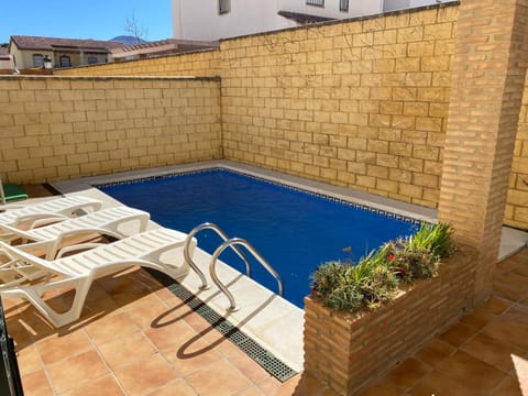 Patio, Day, Pool view, Swimming pool, sunbed