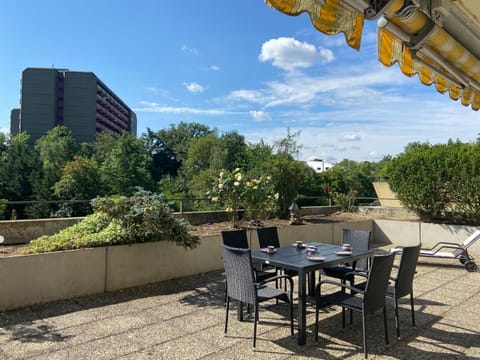 Apartment Terrassenwohnung am Kurpark by Interhome Apartment in Koblenz