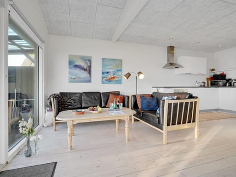 Holiday Home Käthe - 5m from the sea in Funen by Interhome House in Middelfart