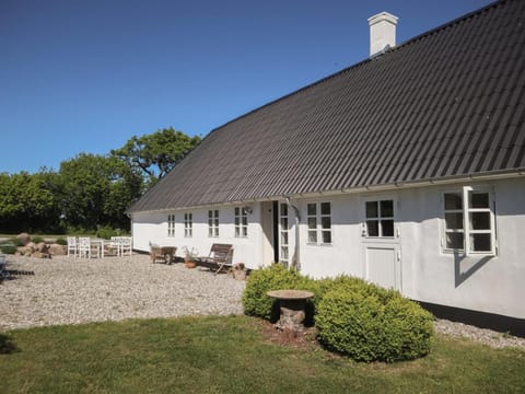 Holiday Home Harre - 300m from the sea in Funen by Interhome Haus in Rudkøbing